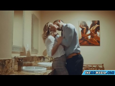 ❤️ Ko vas prsata blondinka zapelje na javnem stranišču ❤ Porno pri nas sl.tubesexer-com.ru ❤